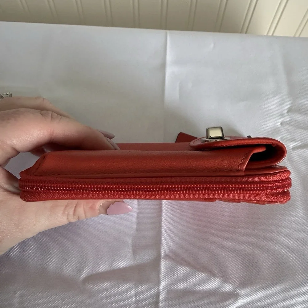 Coach Vintage Red Leather Silver Turnlock Wallet ID Card Holder Phone Case New